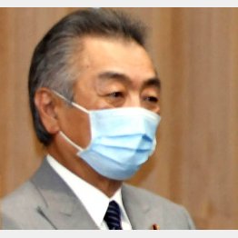 苦しい言い訳…（自民党の松本純元国家公安委員長）／（Ｃ）日刊ゲンダイ