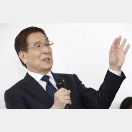 娘を批判した父（Ｃ）日刊ゲンダイ