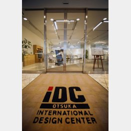 客が集まらず売り上げ減少…（Ｃ）日刊ゲンダイ