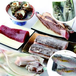 豪華な鮮魚ボックスを配布（提供写真）