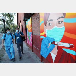 チリは、ピニェラ大統領のリーダーシップが大きく、日本より進んでいる（Ｃ）ロイター