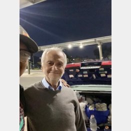 ホセ・ビラルエルさん（左に写っているのがスティーブン・ナバさん）／（スティーブンさんのツイッターから）