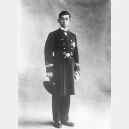 海軍軍服姿の高松宮殿下＝1930（昭和5）年当時（Ｃ）共同通信社