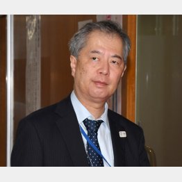 3回目の定年延長が既定路線の藤原次官（Ｃ）日刊ゲンダイ