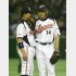 2009年のWBCで村田（左）と話す馬原（Ｃ）日刊ゲンダイ
