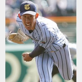 優勝投手の東海大相模・石田（Ｃ）日刊ゲンダイ