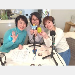 「ゆめのたね放送局」の収録風景（中央が本人）／（提供写真）