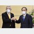 「コロナに打ち勝った証し」になるのか（菅首相とIOCのバッハ会長）／（Ｃ）共同通信社