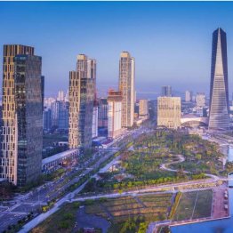 韓国仁川松川区の松行中央公園（Ｃ）aomam／iStock