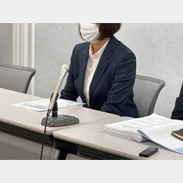 大阪地裁での協議後に記者会見する赤木雅子さん（撮影：相澤冬樹）