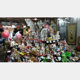 店には5000点を超える縁起物がずらり（安田商店ジュン）／（提供写真）