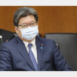 行事より健康だろう（萩生田文科相）／（Ｃ）日刊ゲンダイ