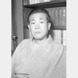 「大東亜戦争肯定論」を書いた林房雄（1950年撮影）／（Ｃ）共同通信社