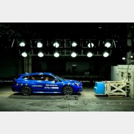 スバルによる衝突実験オンライン取材会（提供）小沢コージ