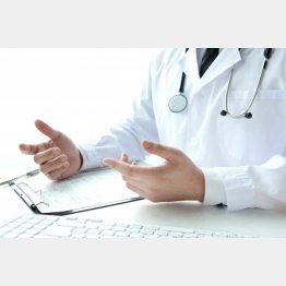 受診を控える人が相次いでいる