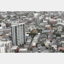 自宅を担保に融資を受ける選択肢も（写真はイメージ）／（Ｃ）日刊ゲンダイ