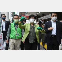 ラストサンデーに突然、応援入りする小池百合子都知事／（Ｃ）日刊ゲンダイ