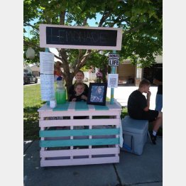 モニカ・マドセンさんのフェイスブックから