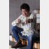 佳子夫人お見立ての洋服でキメて（Ｃ）日刊ゲンダイ