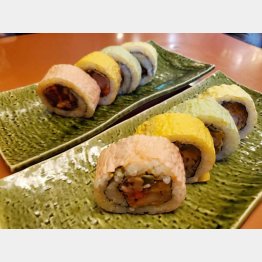 メイン具材は2種類から選べる（提供写真）