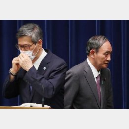 共通項は保身（昨25日、緊急事態宣言8道県追加決定会見をする菅首相と尾身会長）／（Ｃ）ＪＭＰＡ