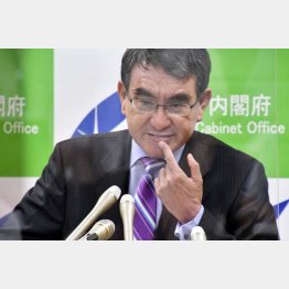 すでに6月に異物は見つかっているのに政府は後手対応に終始／（Ｃ）日刊ゲンダイ