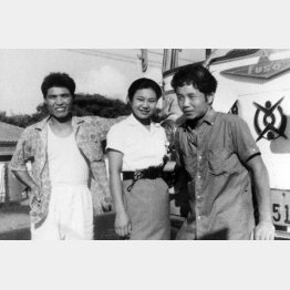 バスガール時代の竹内さん（提供写真）