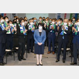 出陣式にも複数参加（Ｃ）日刊ゲンダイ