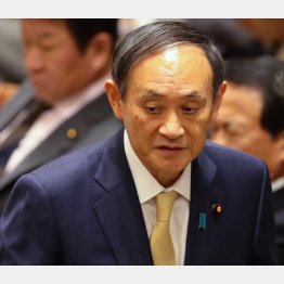 官房長官時代の菅前首相（Ｃ）日刊ゲンダイ