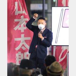 聴衆の反応はビミョー（Ｃ）日刊ゲンダイ