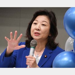 意欲満々？（野田少子化担当相）／（Ｃ）日刊ゲンダイ