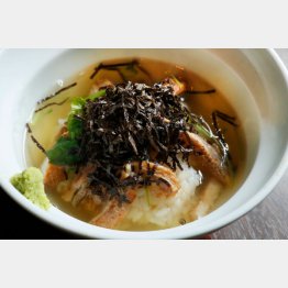 合う酒＝日本酒（Ｃ）日刊ゲンダイ