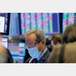 下落局面に惑わされない（Ｃ）ロイター