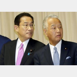 デマより説明責任（岸田首相と甘利自民党幹事長）／（Ｃ）日刊ゲンダイ