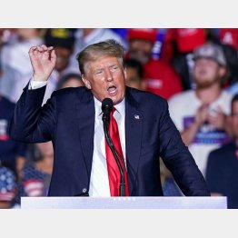 トランプ前米大統領の熱烈支持者はビクともしない？！（Ｃ）ロイター