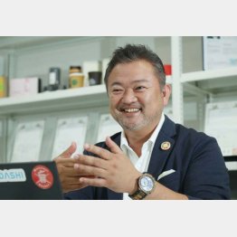 クラダシの関藤竜也社長（Ｃ）日刊ゲンダイ