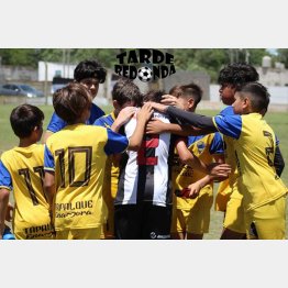 写真①（タルデ・レドンダのツイッターから）