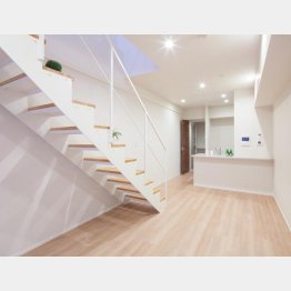 しゃれた物件も駅から遠ければお得に（Ｃ）PIXTA