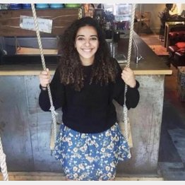 苦しみはあるけれど、負けないわ（リム・アラウィさん、＝ツイッターから）