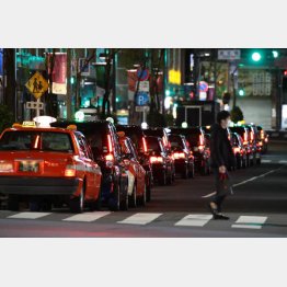 いまや懐かしい光景（Ｃ）日刊ゲンダイ