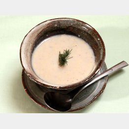 合う酒＝ハイボール（Ｃ）日刊ゲンダイ