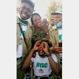 （米ニューヨーク在住のナイジェリア人男性、オモイエレ・ソウォレさんのツイッターから）