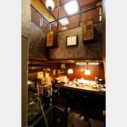 立体的な店内（Ｃ）日刊ゲンダイ