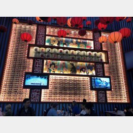 ヒューストン空港のディスプレー（提供写真）