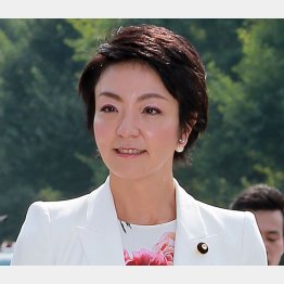 ハツラツとしていた初登院時（Ｃ）日刊ゲンダイ