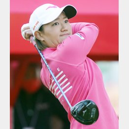 躍動的なスイング（Ｃ）日刊ゲンダイ