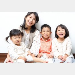 子どもは宝だけど…（Ｃ）PIXTA