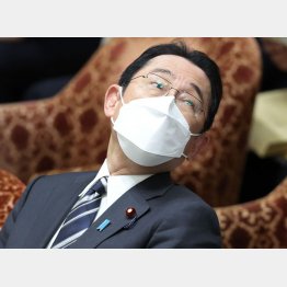 ワクチンの遅れや説明不足の「後手後手」（岸田首相）／（Ｃ）日刊ゲンダイ