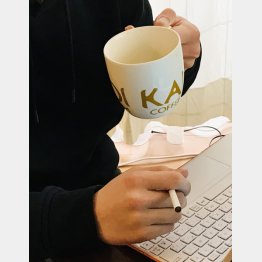 健康に無頓着に暮らしていると“法律違反”？（Ｃ）日刊ゲンダイ