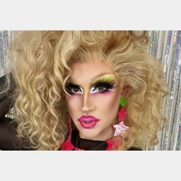 世の中の多様性を子どもたちに教えるために（ドリー・トロリーさん）／（インスタグラムから）